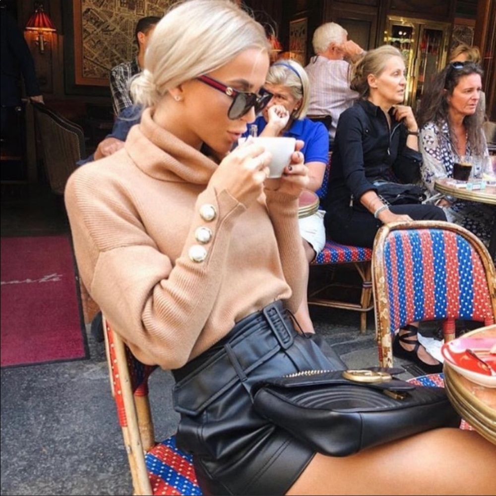 Zara Cropped Turtleneck sweater